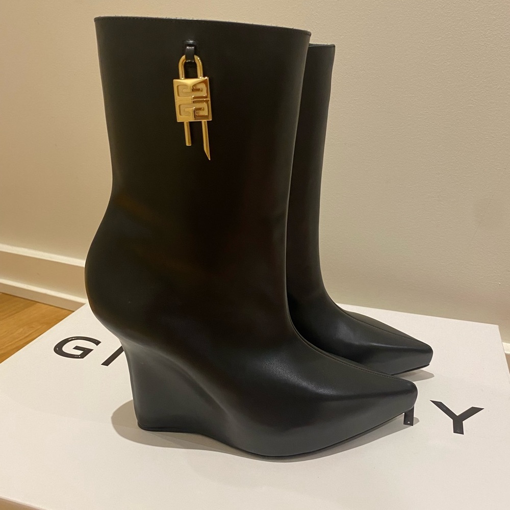 Givenchy G-Lock Ankle Boots - Size 37 (7)